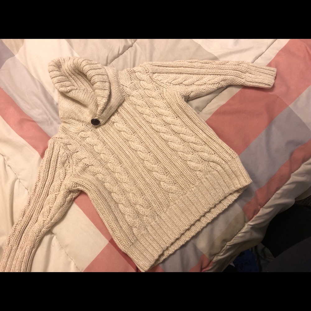 Old Navy 12-18m sweater